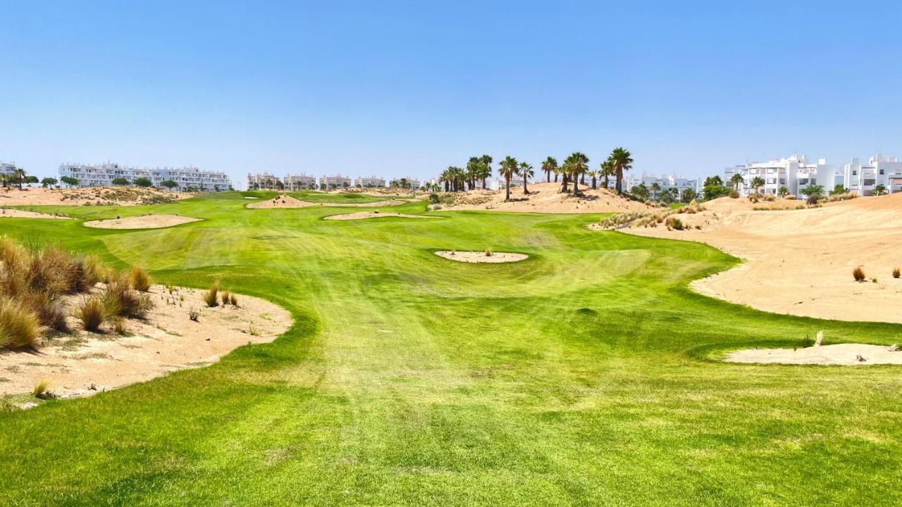 Apartamento En Resort De Golf トレ・パチェコ エクステリア 写真